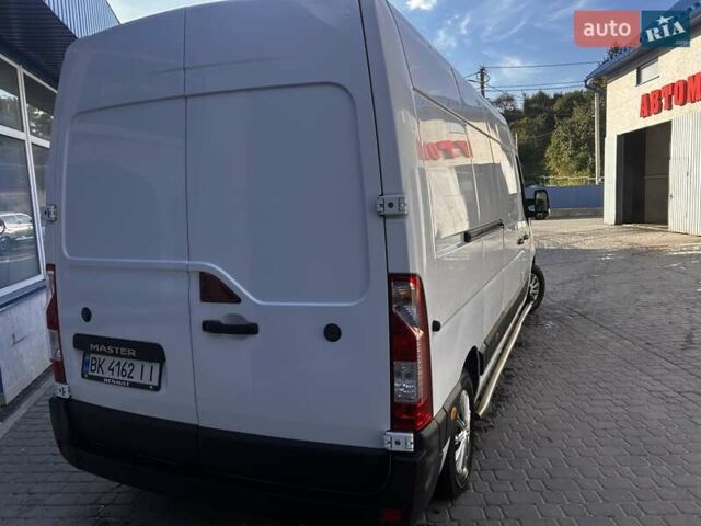 Белый Рено Мастер, объемом двигателя 2.3 л и пробегом 215 тыс. км за 16999 $, фото 5 на Automoto.ua