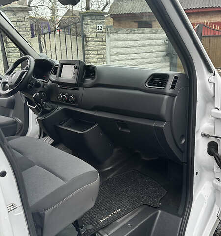 Білий Рено Мастєр, об'ємом двигуна 2.3 л та пробігом 253 тис. км за 17500 $, фото 17 на Automoto.ua