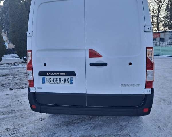 Белый Рено Мастер, объемом двигателя 2.3 л и пробегом 276 тыс. км за 17800 $, фото 7 на Automoto.ua