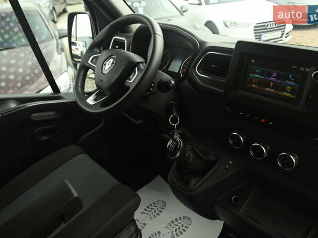 Белый Рено Мастер, объемом двигателя 2.3 л и пробегом 217 тыс. км за 19999 $, фото 45 на Automoto.ua