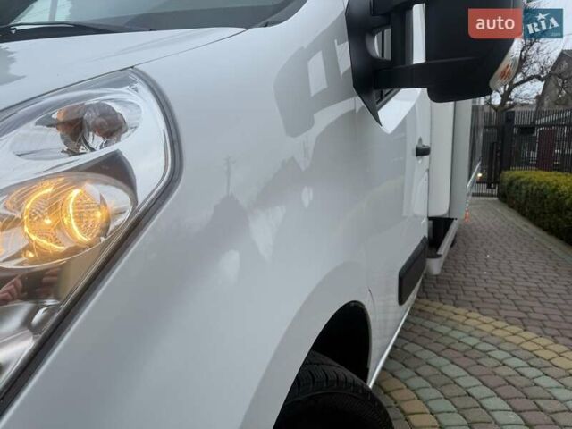 Білий Рено Мастєр, об'ємом двигуна 2.3 л та пробігом 267 тис. км за 16700 $, фото 28 на Automoto.ua