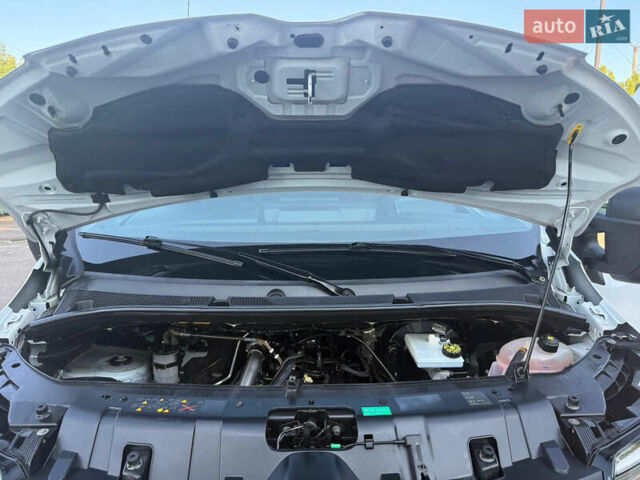 Білий Рено Мастєр, об'ємом двигуна 2.3 л та пробігом 192 тис. км за 21500 $, фото 57 на Automoto.ua