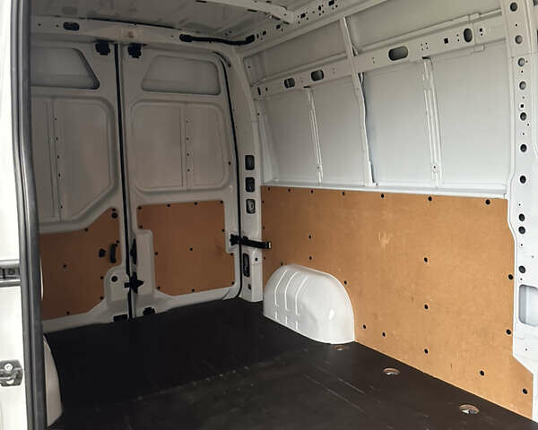 Білий Рено Мастєр, об'ємом двигуна 2.3 л та пробігом 190 тис. км за 19200 $, фото 22 на Automoto.ua