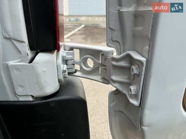 Рено Мастер 2020 в Дубно на Automoto.ua Белый Рено Мастер, объемом двигателя 2.3 л и пробегом 201 тыс. км за 18600 $, фото 50 на Automoto.ua