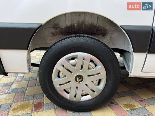 Білий Рено Мастєр, об'ємом двигуна 2.3 л та пробігом 110 тис. км за 19500 $, фото 16 на Automoto.ua