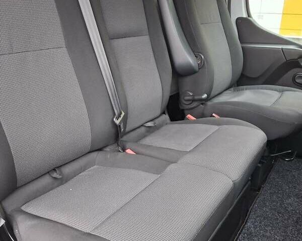 Білий Рено Мастєр, об'ємом двигуна 2.3 л та пробігом 276 тис. км за 17900 $, фото 16 на Automoto.ua