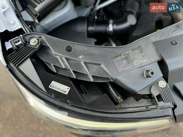 Белый Рено Мастер, объемом двигателя 2.3 л и пробегом 209 тыс. км за 21000 $, фото 88 на Automoto.ua