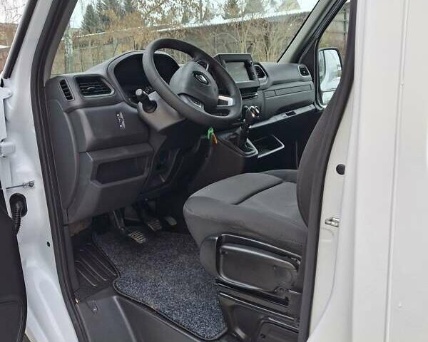 Білий Рено Мастєр, об'ємом двигуна 2.3 л та пробігом 276 тис. км за 17900 $, фото 29 на Automoto.ua