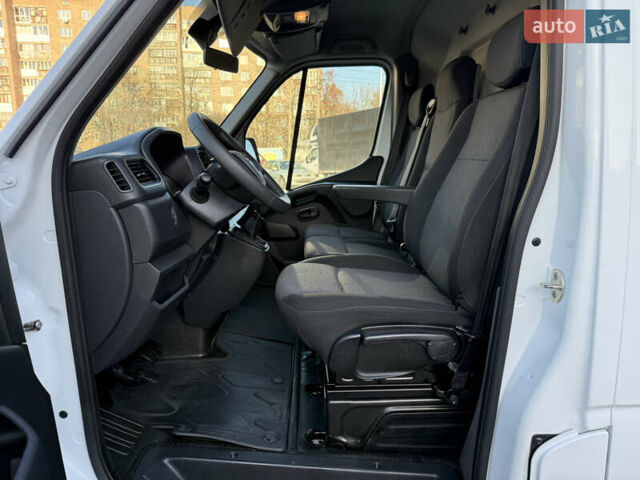 Білий Рено Мастєр, об'ємом двигуна 2.3 л та пробігом 187 тис. км за 21900 $, фото 29 на Automoto.ua
