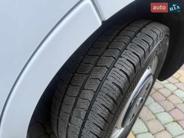 Білий Рено Мастєр, об'ємом двигуна 2.3 л та пробігом 267 тис. км за 16700 $, фото 37 на Automoto.ua