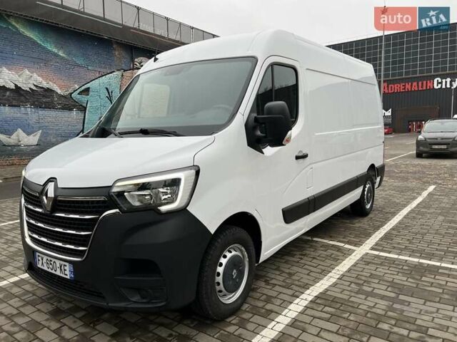 Белый Рено Мастер, объемом двигателя 2.3 л и пробегом 235 тыс. км за 18799 $, фото 5 на Automoto.ua
