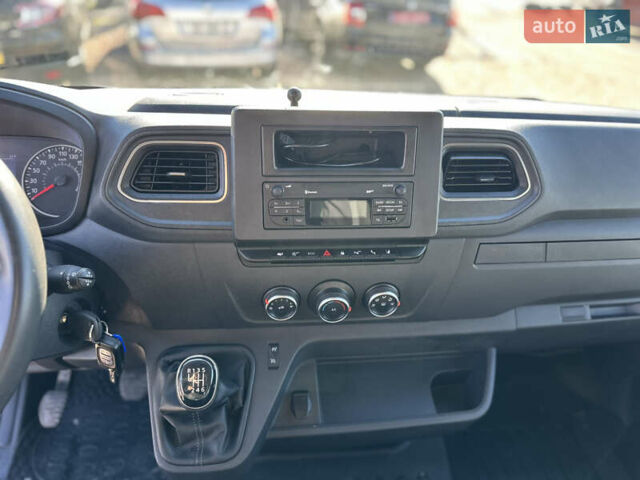 Білий Рено Мастєр, об'ємом двигуна 2.3 л та пробігом 226 тис. км за 20200 $, фото 22 на Automoto.ua