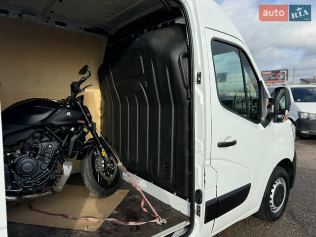 Белый Рено Мастер, объемом двигателя 2.3 л и пробегом 209 тыс. км за 21000 $, фото 93 на Automoto.ua