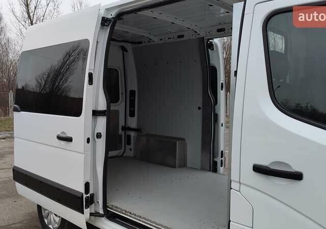 Білий Рено Мастєр, об'ємом двигуна 2.3 л та пробігом 238 тис. км за 17400 $, фото 10 на Automoto.ua