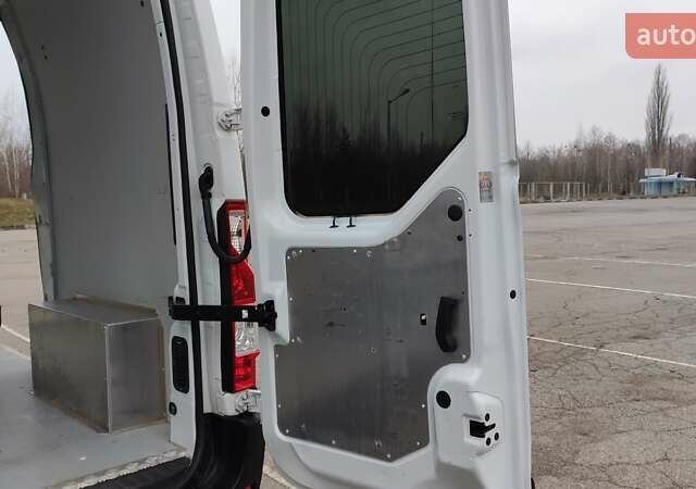 Білий Рено Мастєр, об'ємом двигуна 2.3 л та пробігом 238 тис. км за 17400 $, фото 14 на Automoto.ua