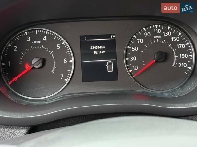 Белый Рено Мастер, объемом двигателя 2.3 л и пробегом 224 тыс. км за 18350 $, фото 17 на Automoto.ua