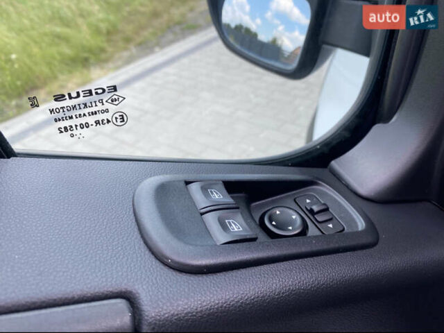 Рено Мастер 2020 в Мерефа на Automoto.ua Белый Рено Мастер, объемом двигателя 2.3 л и пробегом 49 тыс. км за 22500 $, фото 9 на Automoto.ua