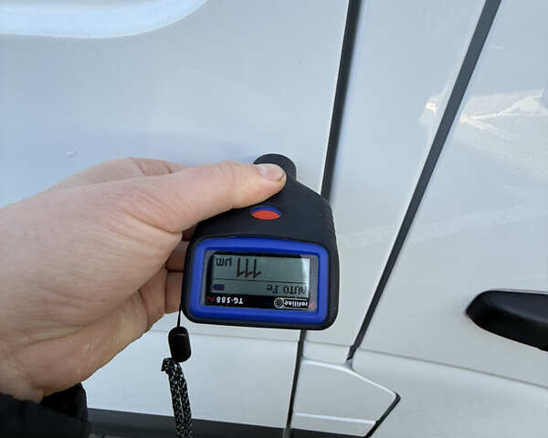 Білий Рено Мастєр, об'ємом двигуна 2.3 л та пробігом 195 тис. км за 17999 $, фото 118 на Automoto.ua