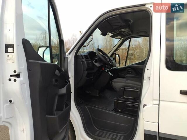 Білий Рено Мастєр, об'ємом двигуна 2.3 л та пробігом 180 тис. км за 17500 $, фото 23 на Automoto.ua