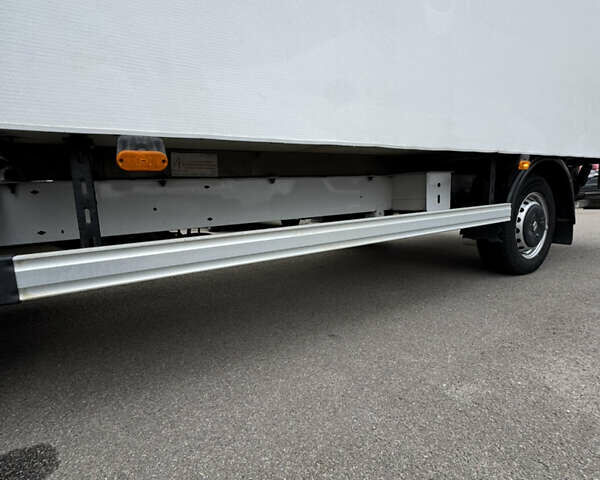 Белый Рено Мастер, объемом двигателя 2.3 л и пробегом 252 тыс. км за 24700 $, фото 30 на Automoto.ua