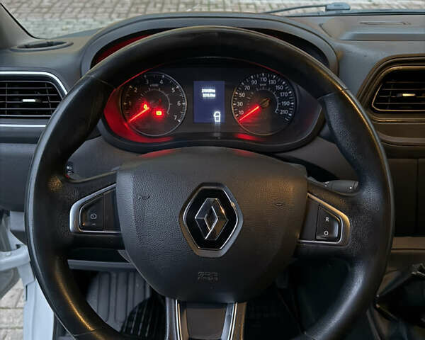 Білий Рено Мастєр, об'ємом двигуна 2.3 л та пробігом 218 тис. км за 21500 $, фото 4 на Automoto.ua