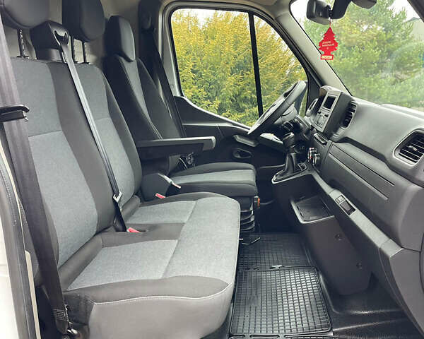 Білий Рено Мастєр, об'ємом двигуна 0 л та пробігом 206 тис. км за 19700 $, фото 49 на Automoto.ua