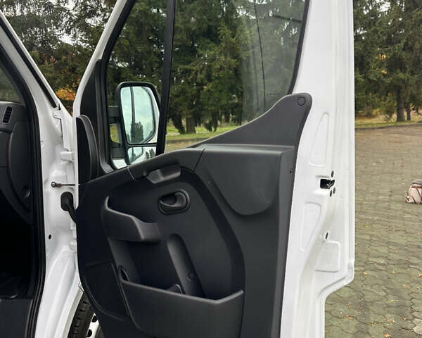 Рено Мастєр 2020 у Дубно на Automoto.ua Білий Рено Мастєр, об'ємом двигуна 2.3 л та пробігом 186 тис. км за 18900 $, фото 22 на Automoto.ua