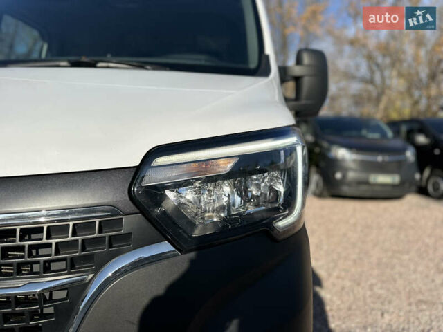 Білий Рено Мастєр, об'ємом двигуна 2.3 л та пробігом 226 тис. км за 20200 $, фото 3 на Automoto.ua