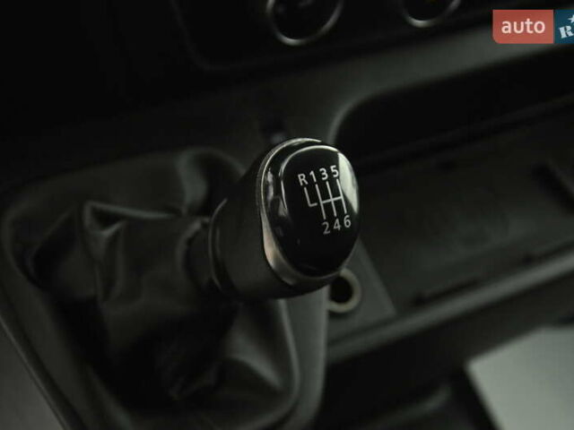 Белый Рено Мастер, объемом двигателя 2.3 л и пробегом 217 тыс. км за 19500 $, фото 29 на Automoto.ua