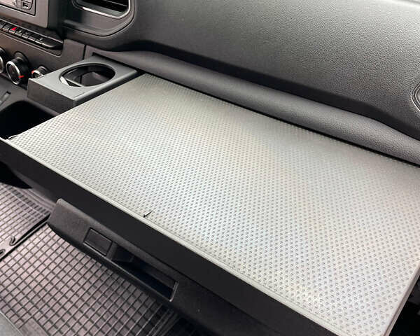 Білий Рено Мастєр, об'ємом двигуна 0 л та пробігом 206 тис. км за 19700 $, фото 32 на Automoto.ua