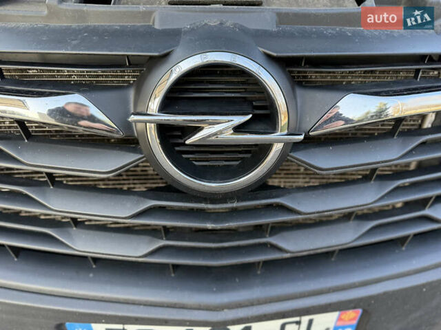 Білий Рено Мастєр, об'ємом двигуна 2.3 л та пробігом 195 тис. км за 17999 $, фото 41 на Automoto.ua