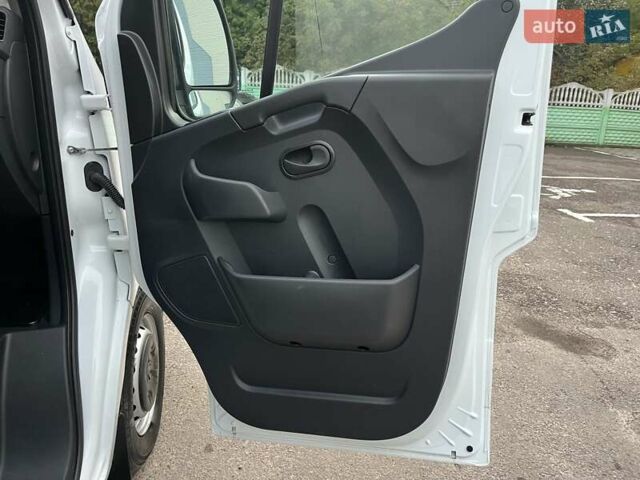 Рено Мастер 2020 в Дубно на Automoto.ua Белый Рено Мастер, объемом двигателя 2.3 л и пробегом 201 тыс. км за 18600 $, фото 54 на Automoto.ua