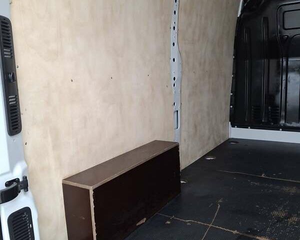 Білий Рено Мастєр, об'ємом двигуна 2.3 л та пробігом 276 тис. км за 17900 $, фото 22 на Automoto.ua