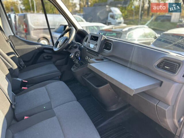 Білий Рено Мастєр, об'ємом двигуна 2.3 л та пробігом 226 тис. км за 20200 $, фото 26 на Automoto.ua