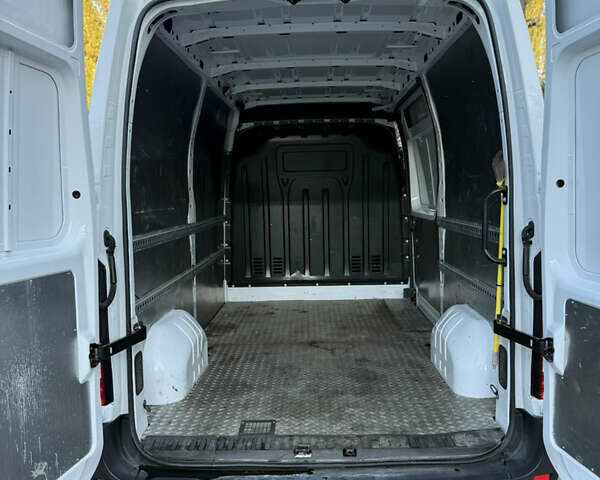 Белый Рено Мастер, объемом двигателя 2.3 л и пробегом 250 тыс. км за 18200 $, фото 19 на Automoto.ua