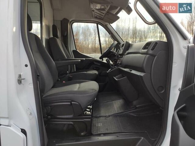 Білий Рено Мастєр, об'ємом двигуна 2.3 л та пробігом 180 тис. км за 17500 $, фото 22 на Automoto.ua