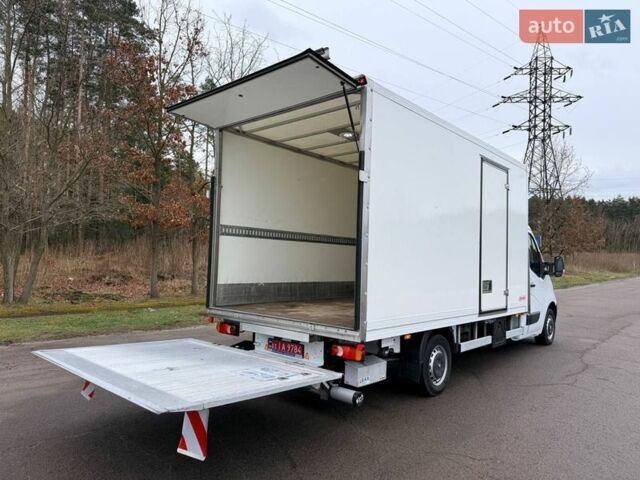 Белый Рено Мастер, объемом двигателя 2.3 л и пробегом 338 тыс. км за 19999 $, фото 63 на Automoto.ua