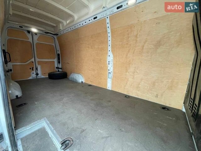 Белый Рено Мастер, объемом двигателя 2.3 л и пробегом 210 тыс. км за 22900 $, фото 18 на Automoto.ua