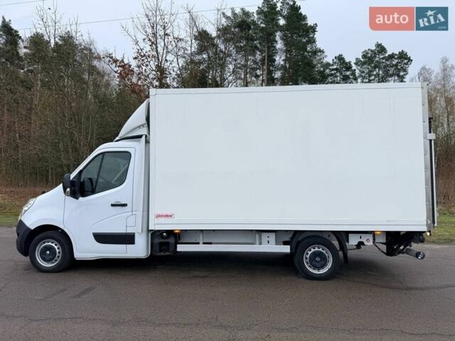 Белый Рено Мастер, объемом двигателя 2.3 л и пробегом 338 тыс. км за 19999 $, фото 14 на Automoto.ua