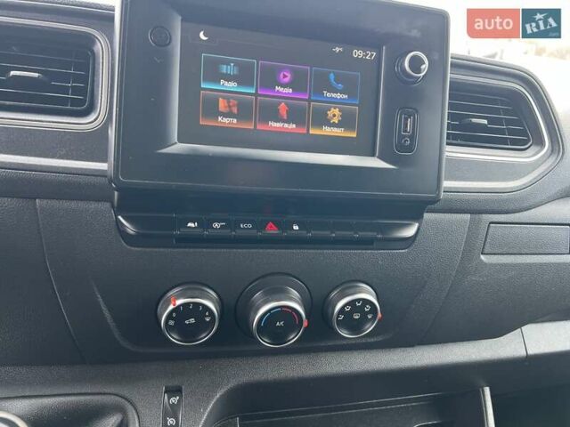 Білий Рено Мастєр, об'ємом двигуна 2.3 л та пробігом 165 тис. км за 18950 $, фото 23 на Automoto.ua