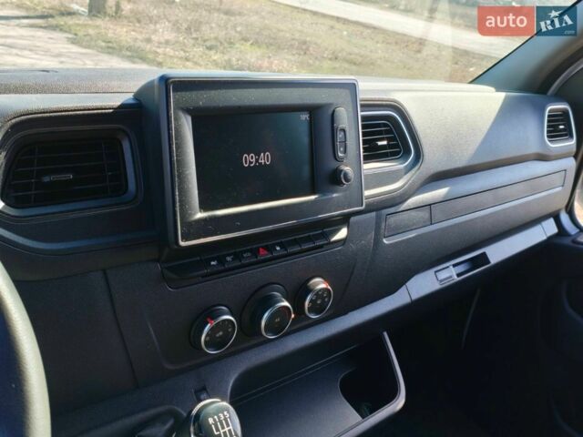 Білий Рено Мастєр, об'ємом двигуна 2.3 л та пробігом 215 тис. км за 24700 $, фото 19 на Automoto.ua