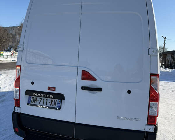 Белый Рено Мастер, объемом двигателя 2.3 л и пробегом 231 тыс. км за 26200 $, фото 15 на Automoto.ua