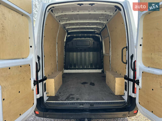 Білий Рено Мастєр, об'ємом двигуна 2.3 л та пробігом 226 тис. км за 20200 $, фото 31 на Automoto.ua