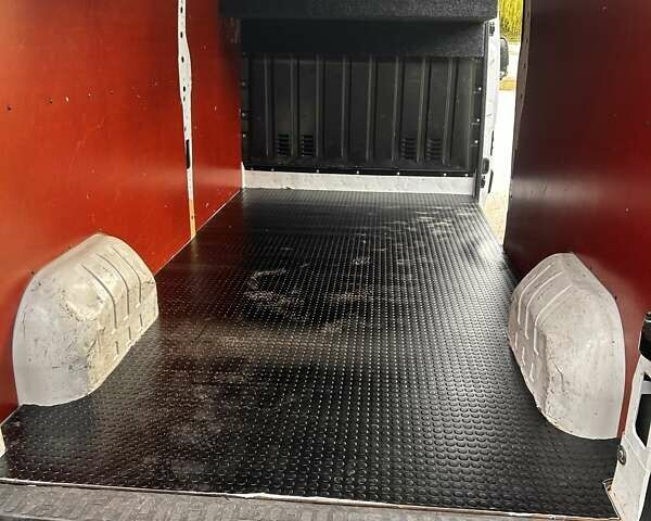 Белый Рено Мастер, объемом двигателя 2.3 л и пробегом 215 тыс. км за 16999 $, фото 8 на Automoto.ua