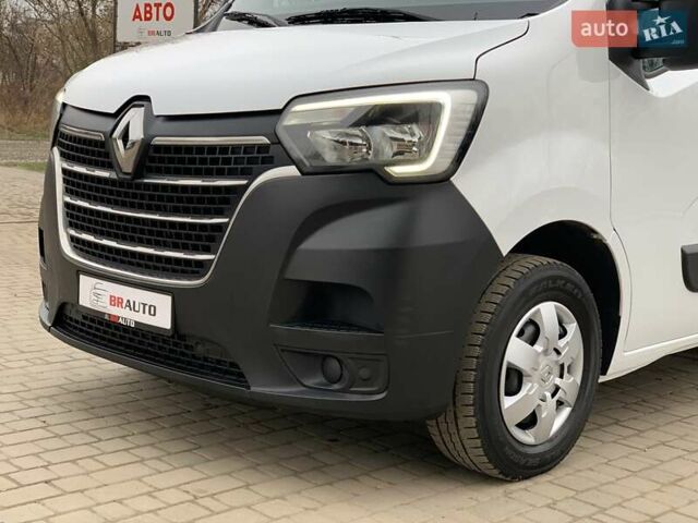 Белый Рено Мастер, объемом двигателя 2.3 л и пробегом 209 тыс. км за 19999 $, фото 10 на Automoto.ua