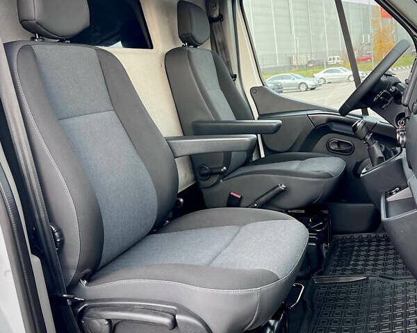 Білий Рено Мастєр, об'ємом двигуна 2.3 л та пробігом 107 тис. км за 23900 $, фото 20 на Automoto.ua