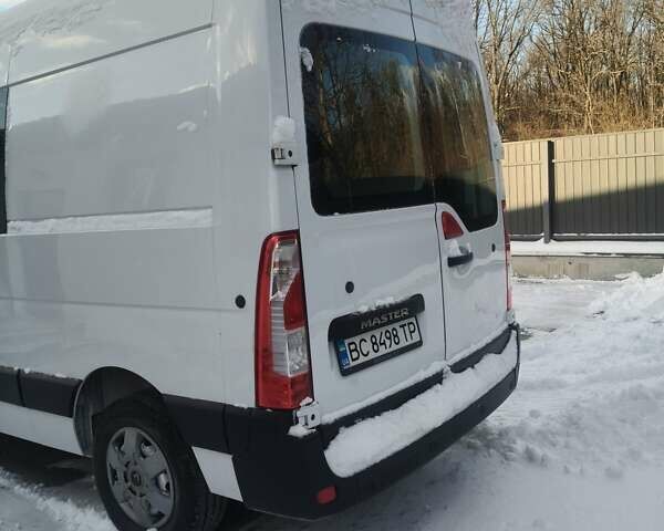 Белый Рено Мастер, объемом двигателя 2.3 л и пробегом 307 тыс. км за 20350 $, фото 11 на Automoto.ua