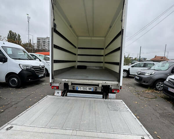 Рено Мастер 2020 в Киеве на Automoto.ua Белый Рено Мастер, объемом двигателя 2.3 л и пробегом 252 тыс. км за 25700 $, фото 29 на Automoto.ua