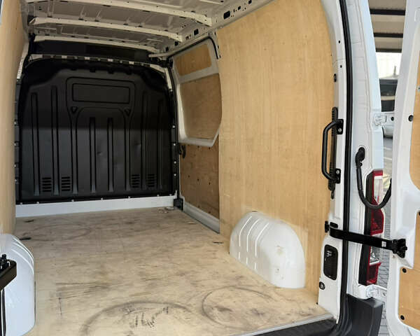 Білий Рено Мастєр, об'ємом двигуна 2.3 л та пробігом 195 тис. км за 17999 $, фото 56 на Automoto.ua