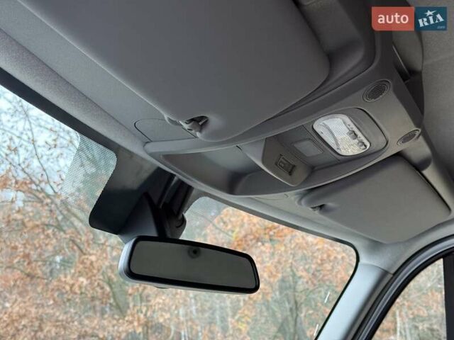 Белый Рено Мастер, объемом двигателя 2.3 л и пробегом 224 тыс. км за 18350 $, фото 18 на Automoto.ua